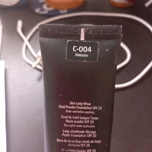 Bobbi Brown light foundation used, shade C 004 Alabaster