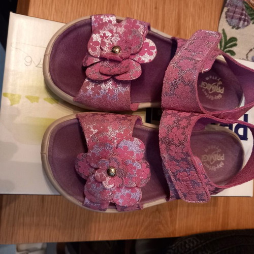 Primigi sandals size 30 used, purple