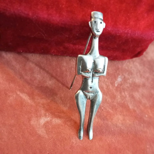 Lalaunis A21 950 vintage brooch used