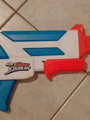 Nerf Super Soaker large water gun used