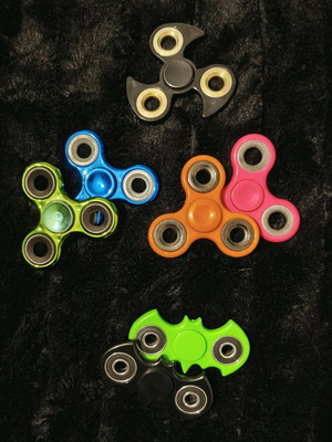 Set of 7 fidget spinners