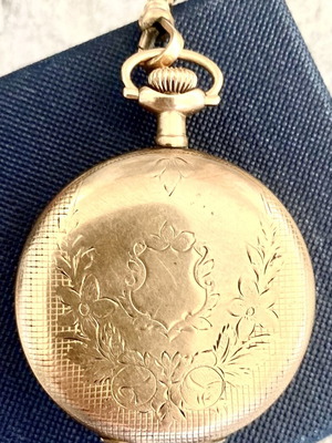 Elgin gold pocket watch, functional