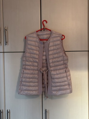 Moncler Longue Saison γυναικείο αμάνικο μπουφάν σαν καινούργιο, ροζ μέγεθος M