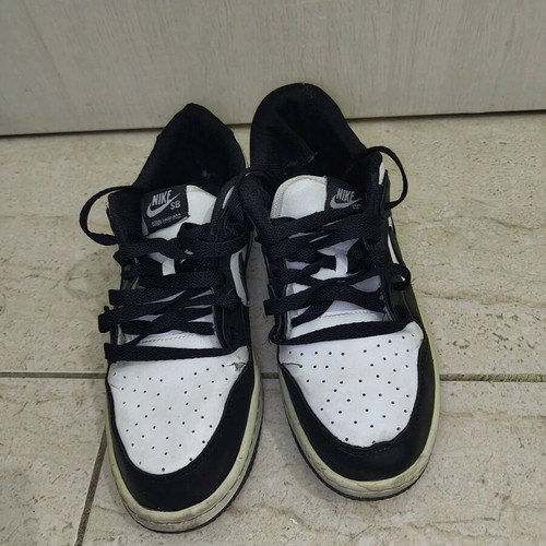 Nike Dunk Panda Low like new, size 39, black