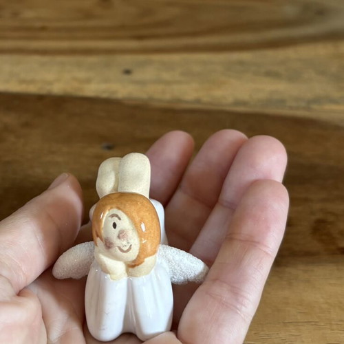 Vintage Small Porcelain Angel Figurine Like New
