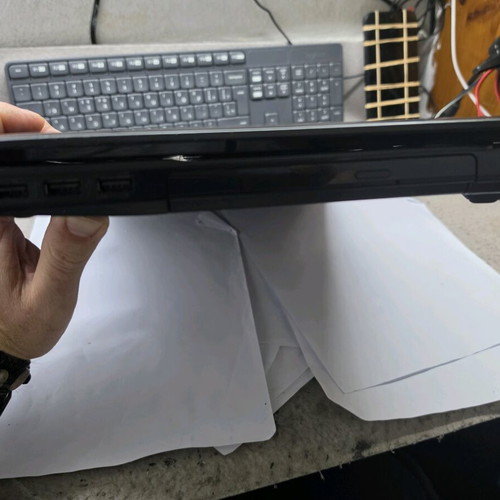 Sony Vaio SVE1713W1EB laptop like new, i7, 16GB RAM, 256GB SSD, Full HD
