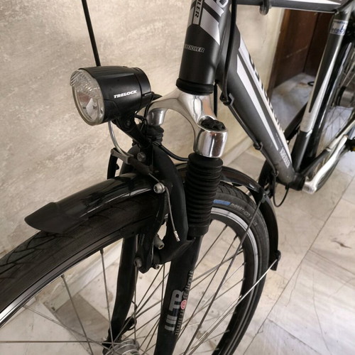 Cross city bicycle used, aluminum frame, 7 speeds, 28 inch wheels