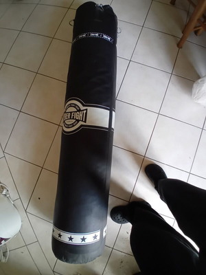 Boxing bag like new in perfect condition