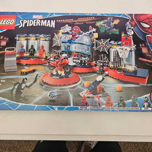 Lego Super Heroes 76175 Attack on the Spider Lair used with box and instructions