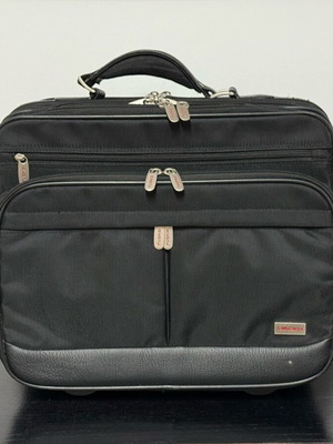 Laptop trailer bag used, black