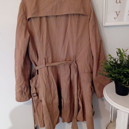 Zara coat size M used, beige