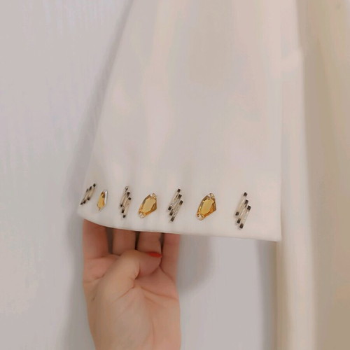Cream dress with stones like new