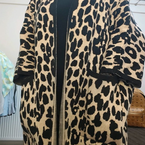 Knitted animal print oversized cardigan new with pockets