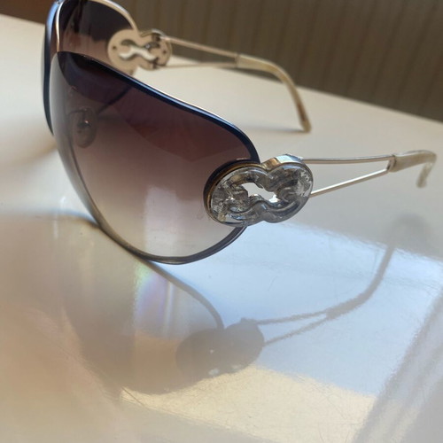 Escada SES 687/S sunglasses like new