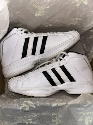Adidas Pro Model 2G FW4344 sneakers, size 39.5, white
