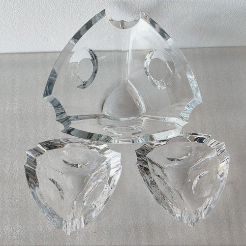 Crystal bowl and 2 ashtrays set new, heavy construction