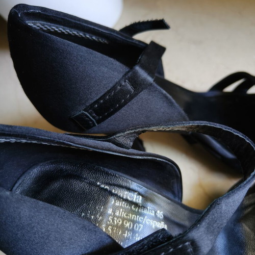 Pedro Garcia satin women's dance sandals like new, size 39, black