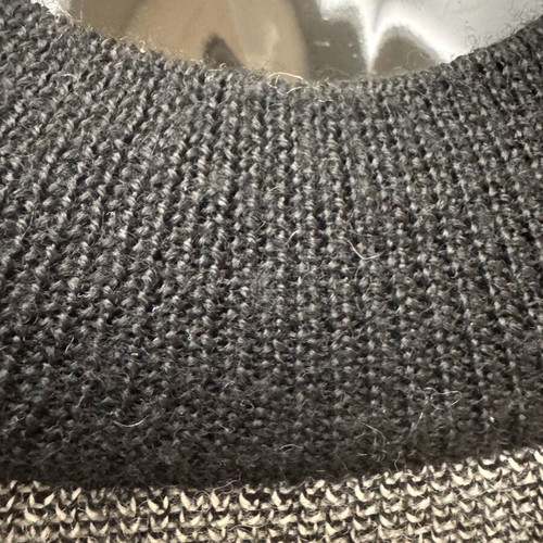 Angie knitted sweater with puff sleeve, like new, size L, black and white