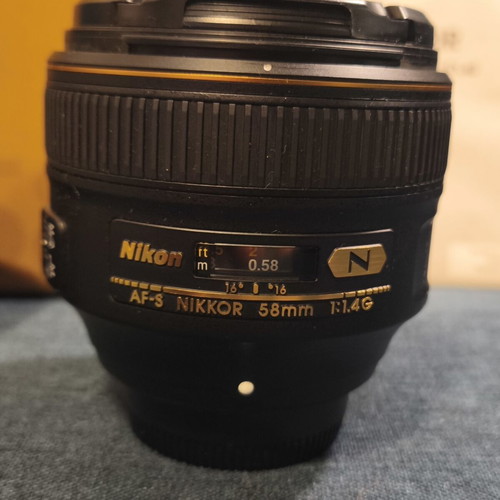 Nikkor AF-S 58/1.4G lens for Nikon FX used