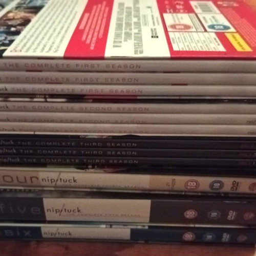 DVD TV series Nip/Tuck, Medium, Scrubs complete seasons, like new