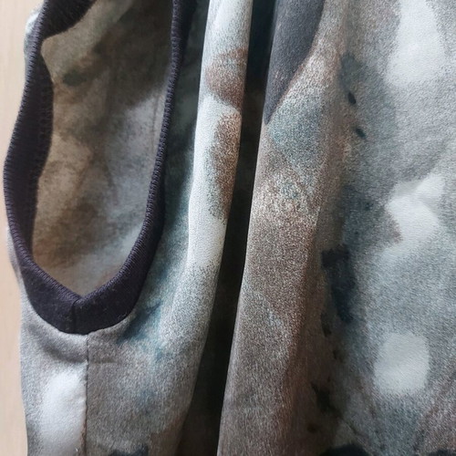 Dress with unique pattern and satin-like shine, size L, like new