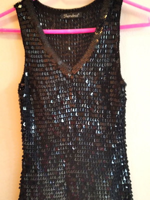 Black sequin top like new, size small