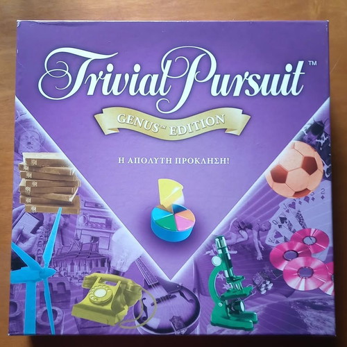 Trivial Pursuit Genius Edition board game like new