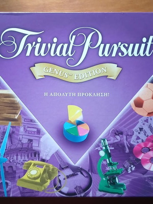 Trivial Pursuit Genius Edition board game like new