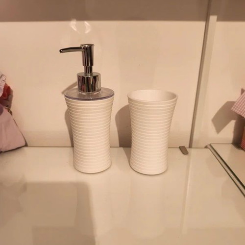 Bathroom set with soap dispenser and toothbrush holder new