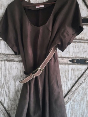 Suede dress size XL like new without belt