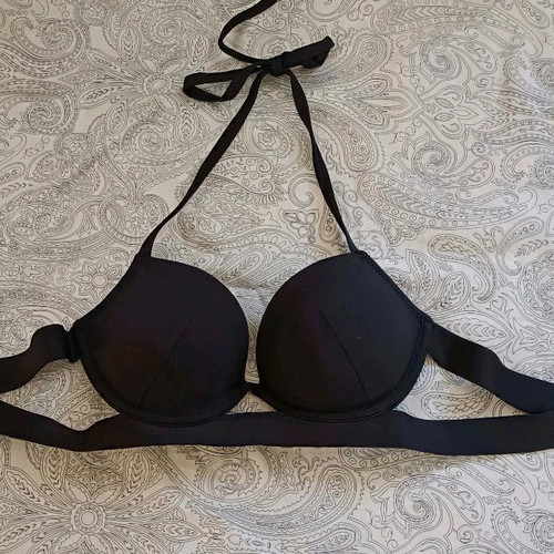 H&M push swimsuit like new, size Medium 75B, cut out effect