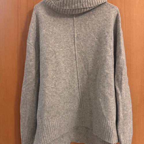 H&M Grey Turtleneck Sweater Like New