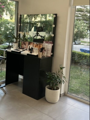 Επιχείρηση κομμωτηρίου προς πώληση στο Παλαιό Φάληρο, καταπληκτική κατάσταση