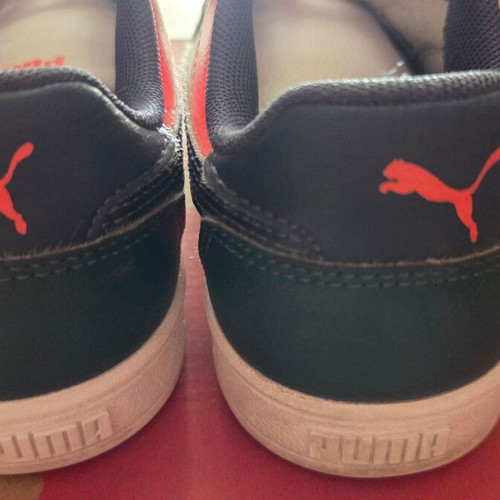 Puma sneakers for boys size 34 like new, white and green