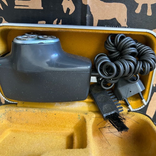 Philip’s shaving machine used, collectible