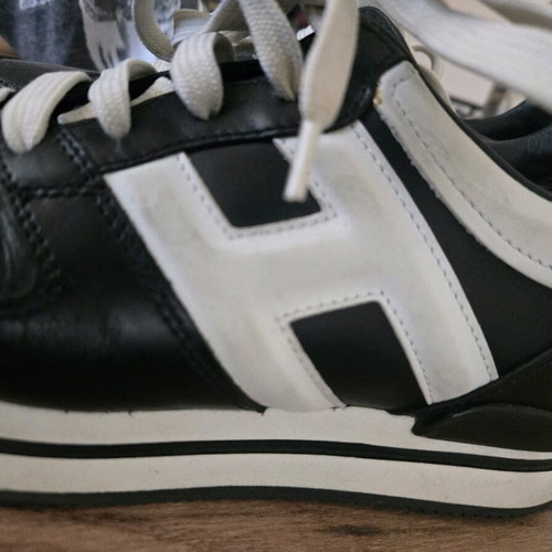 Hogan leather sneakers used, black and white, size 37.5