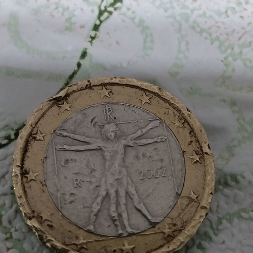 1 Euro Coin Italy 2002 used with minting error
