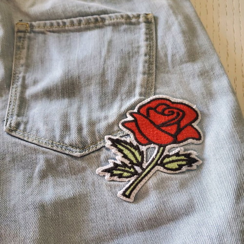 Pepe Jeans shorts new, size S 26, blue with embroidered designs