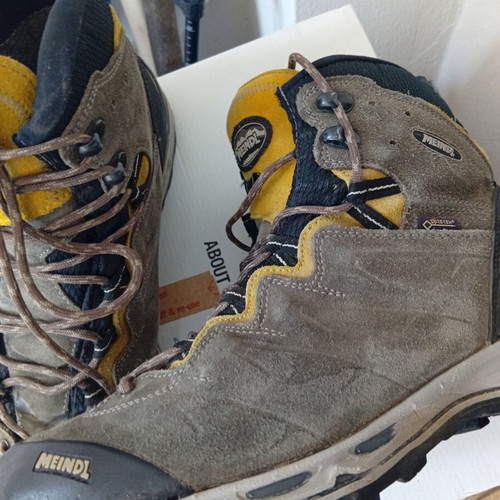 Meindl Minnesota Pro GTX hiking boots, grey and orange