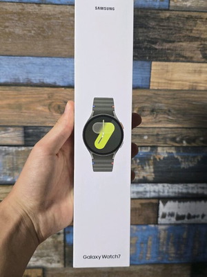 Samsung Galaxy Watch 7 L310 Bluetooth нов, неразпечатан