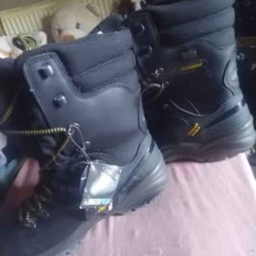Black Boots size 44 new, unworn