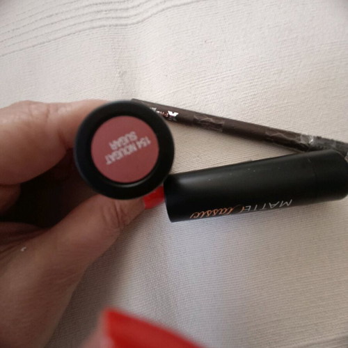 Aura makeup set new with two nude lipsticks and brown eye pencil