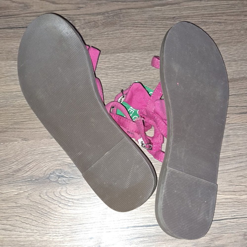 Beneton women's sandals new, size 36, pink