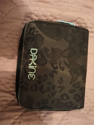 Wallet like new