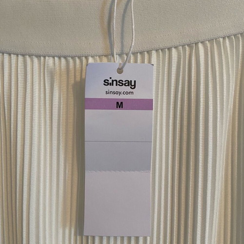 Sinsay women's skirt new, white with elastic waist, size L