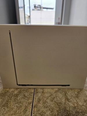 Apple MacBook Air M3 2024 13-inch new in box