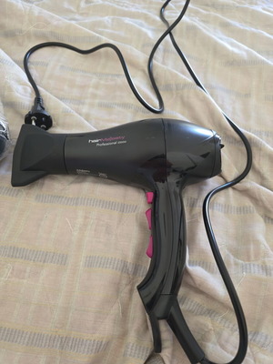 Hairdryer Majesty Professional 2000W new with diffuser