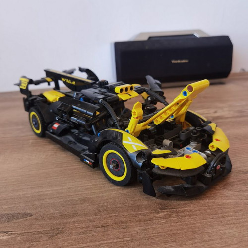 Lego Technic 42151 like new