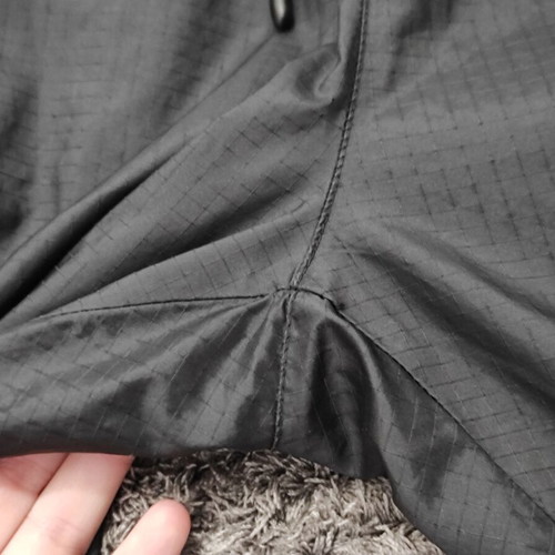 Jordan black sweatpants used, size medium, mesh lining