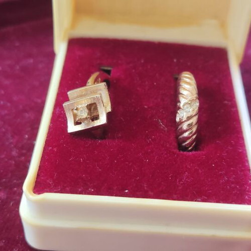 2 gold-plated rings, size 53, excellent quality
